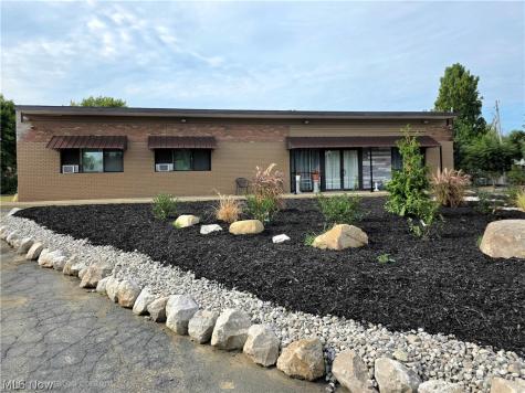 2973 G Street Lorain OH 44052