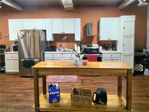 2973 G Street Lorain OH 44052