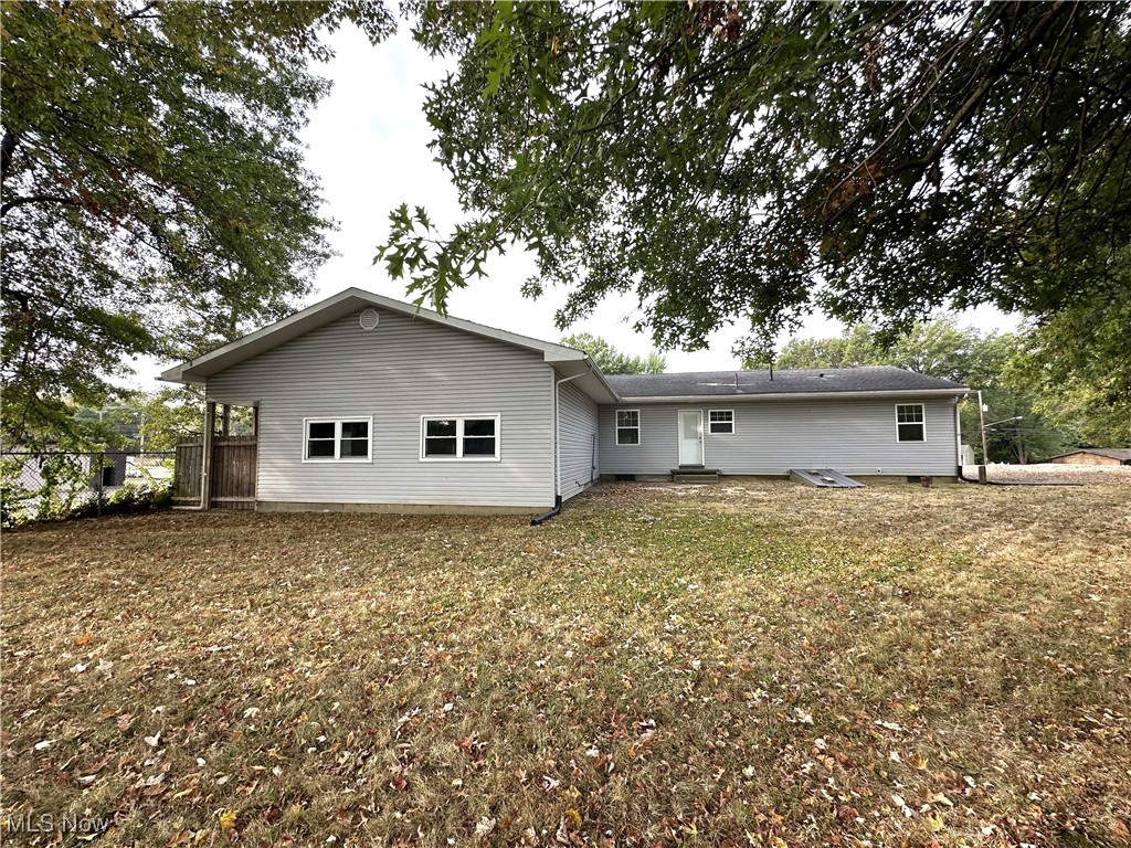 3000 Parkman Road NW Warren OH 44485
