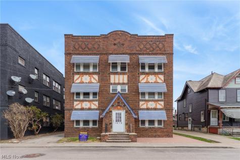 1419 Roycroft Avenue Lakewood OH 44107