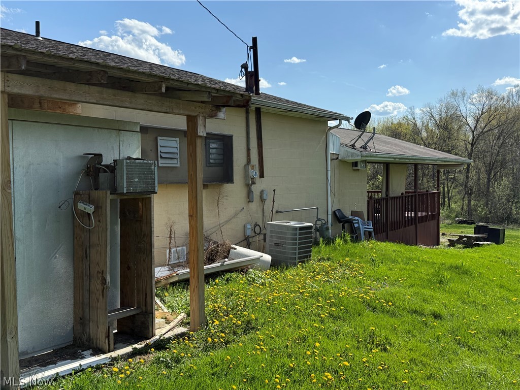 985 Bantam Ridge Road Wintersville OH 43953