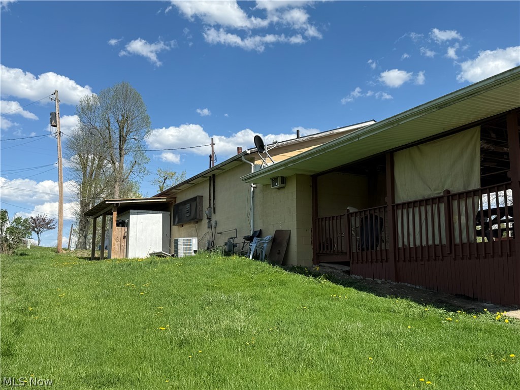 985 Bantam Ridge Road Wintersville OH 43953