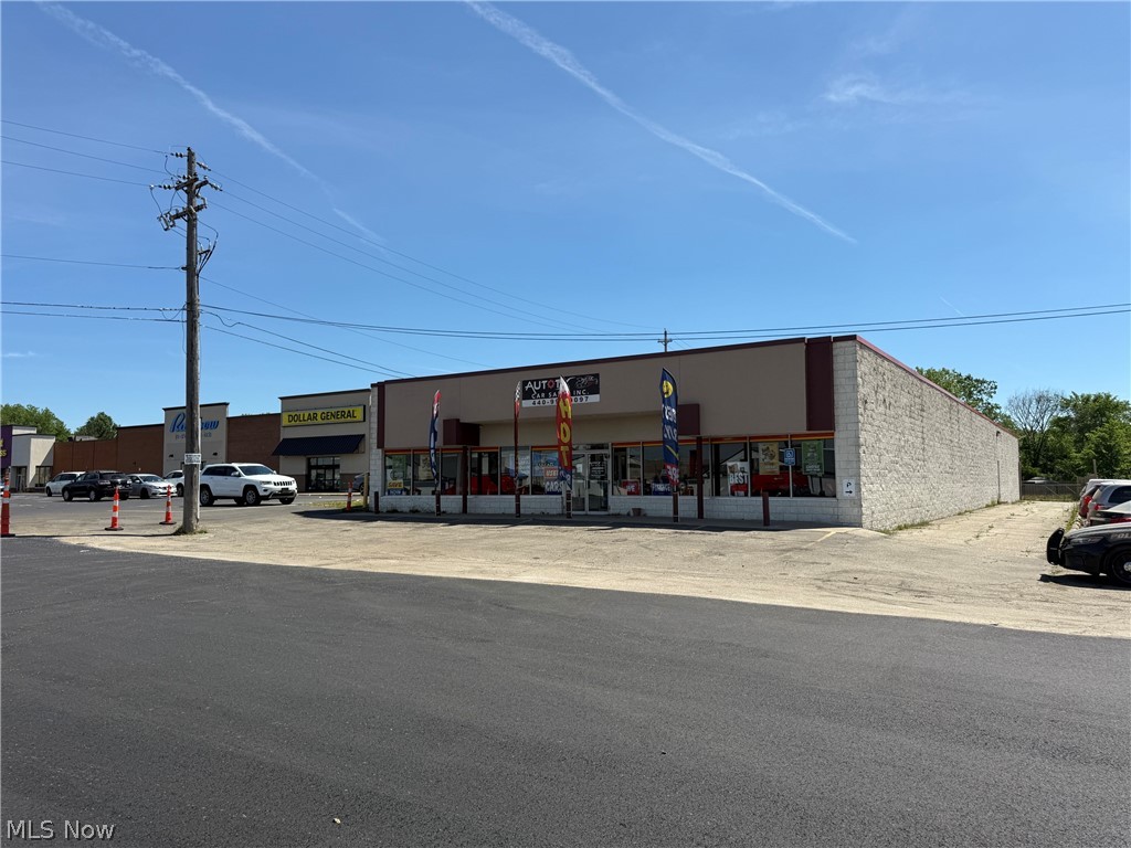 4633 Northfield Road North Randall OH 44128