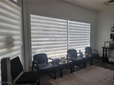 W Warren & S Main Street Cadiz OH 43907