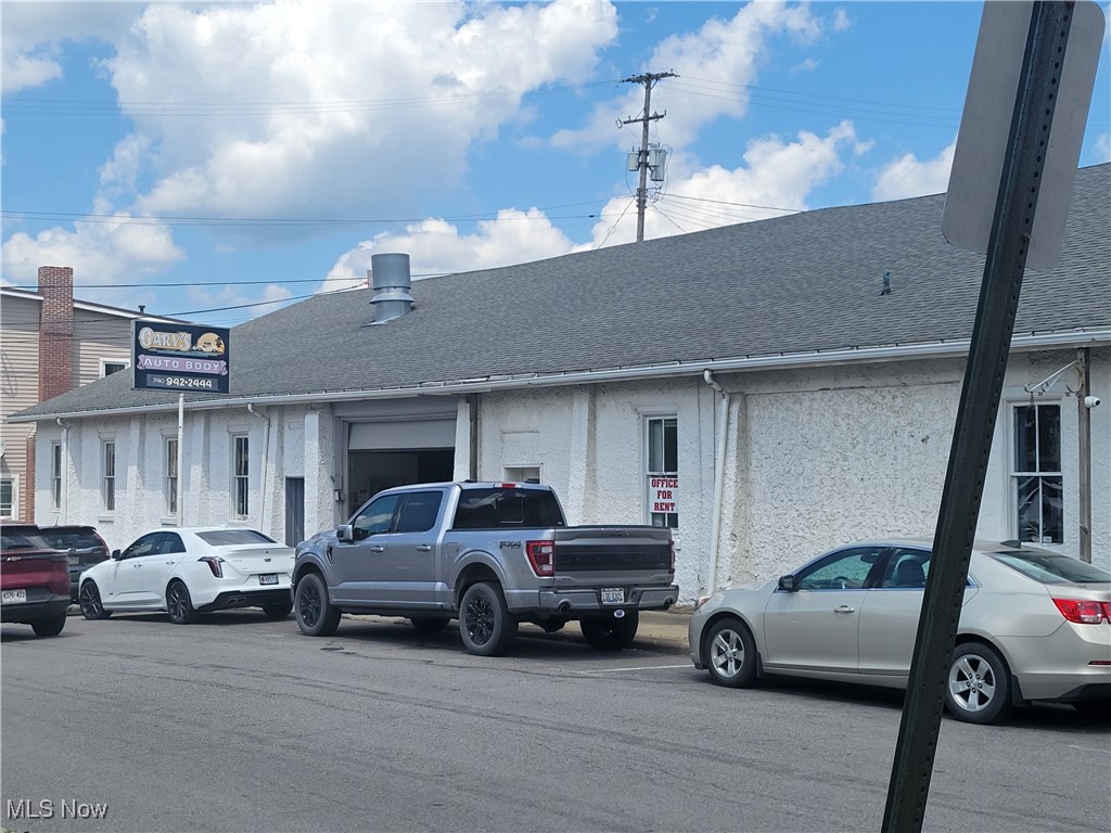 W Warren & S Main Street Cadiz OH 43907