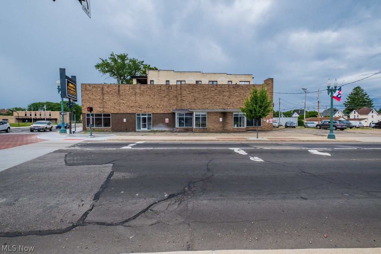 1131 Cleveland Avenue NW Canton OH 44702