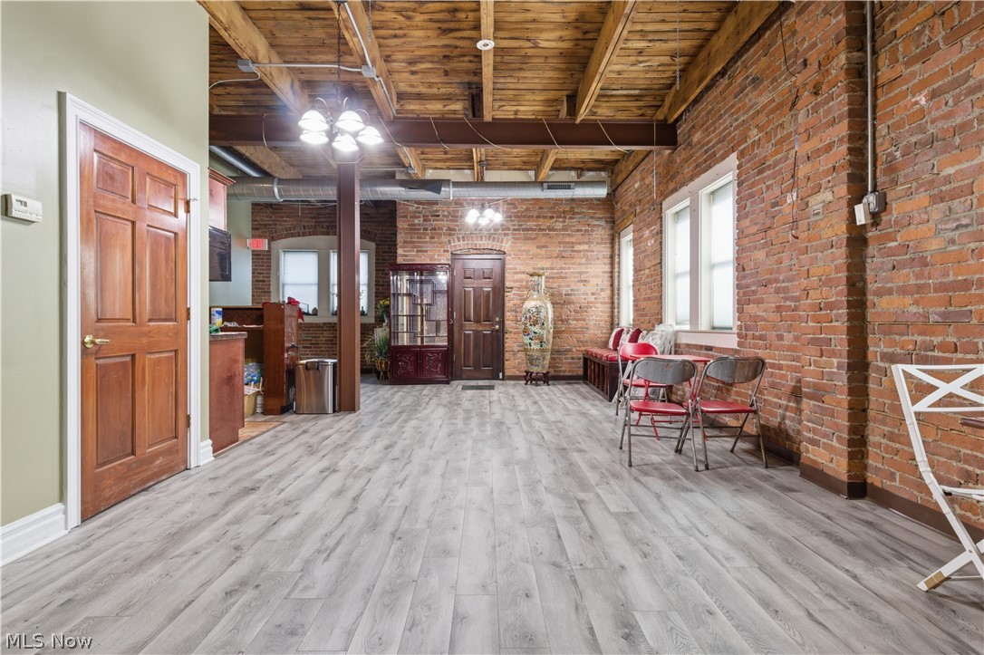 3348 St Clair Avenue NE Cleveland OH 44114