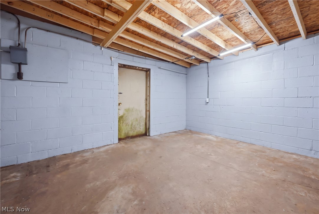 6157 Youngstown Hubbard Road Hubbard OH 44425