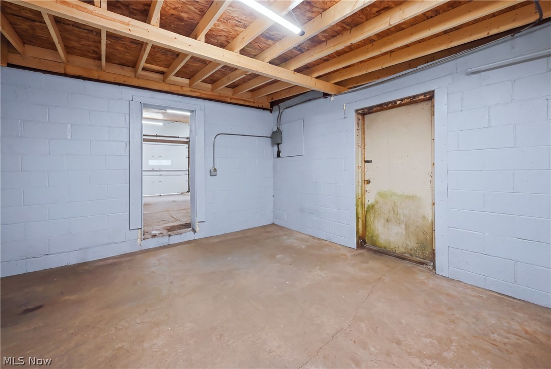 6157 Youngstown Hubbard Road Hubbard OH 44425