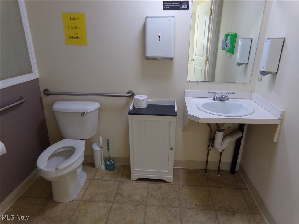 721 Lincoln Way E Massillon OH 44646