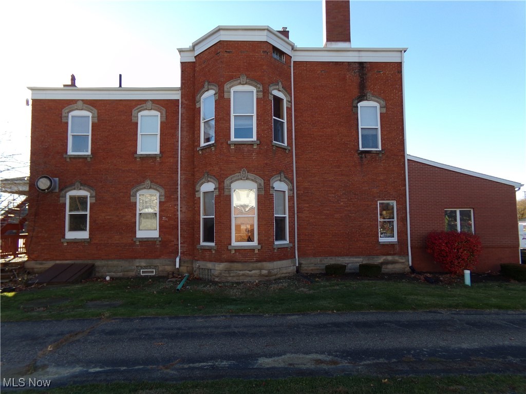 721 Lincoln Way E Massillon OH 44646