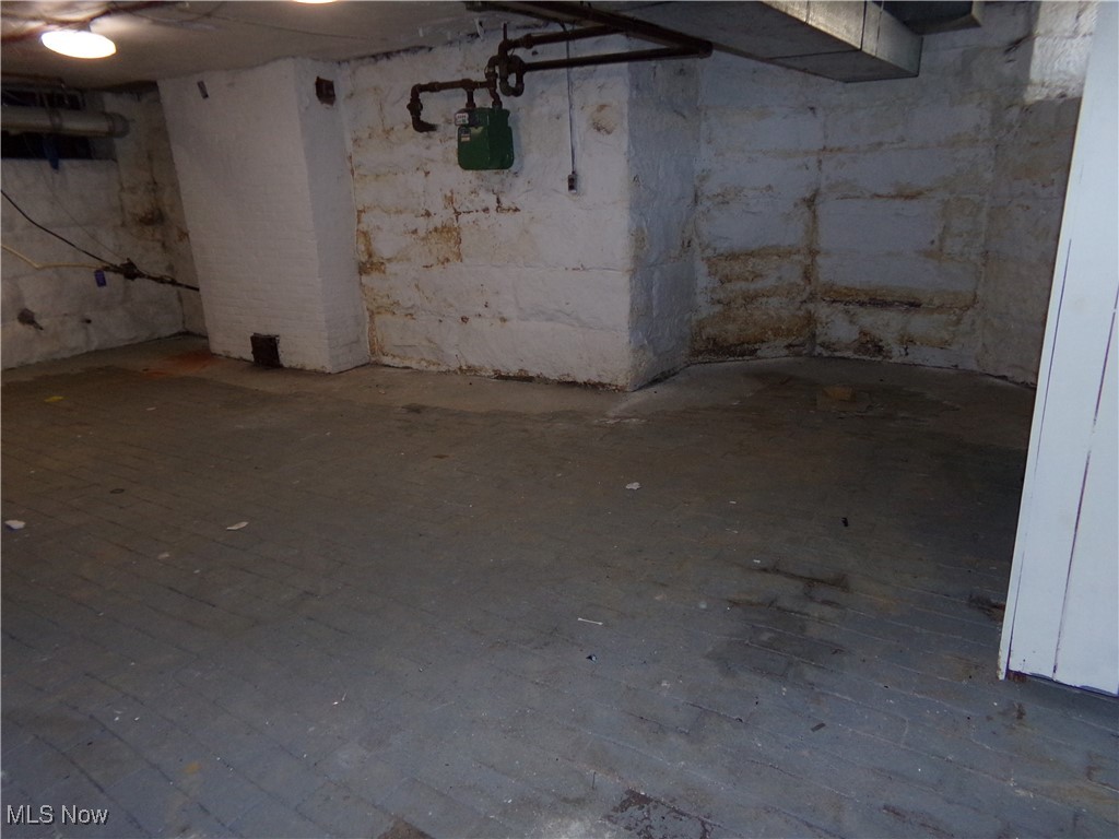 721 Lincoln Way E Massillon OH 44646