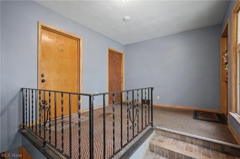 2039 4th Street Cuyahoga Falls OH 44221