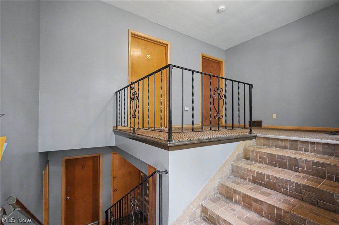 2039 4th Street Cuyahoga Falls OH 44221