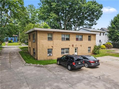 2039 4th Street Cuyahoga Falls OH 44221