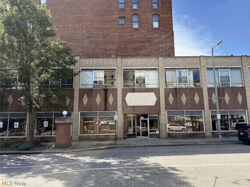 201 Market Avenue S Canton OH 44702