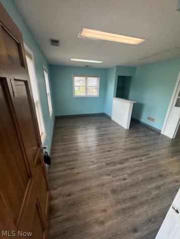 3823 Stow Stow OH 44224