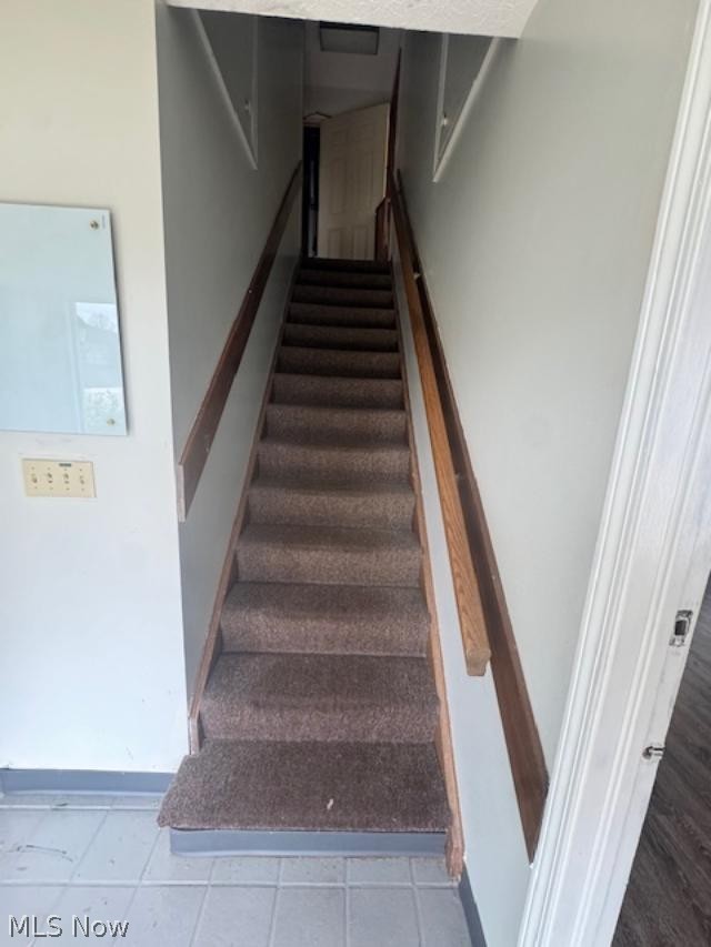 3823 Stow Stow OH 44224