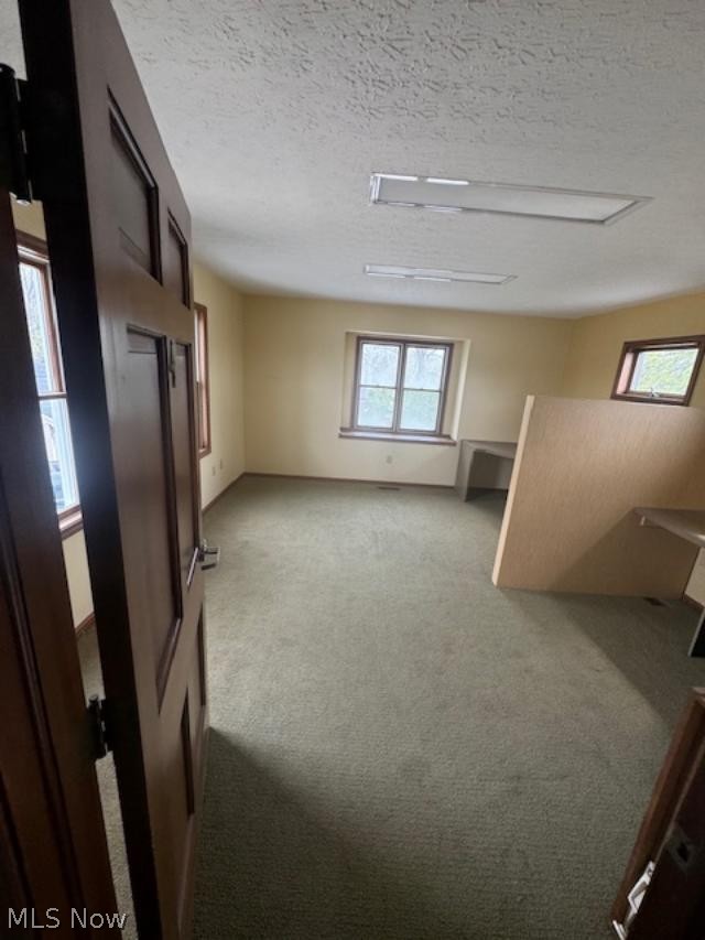 3823 Stow Stow OH 44224