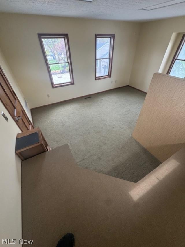 3823 Stow Stow OH 44224
