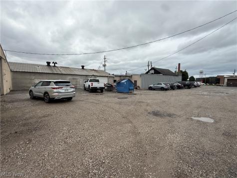 9617 Clinton Road Brooklyn OH 44144