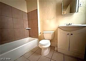 1675 Carlyon Road East Cleveland OH 44112