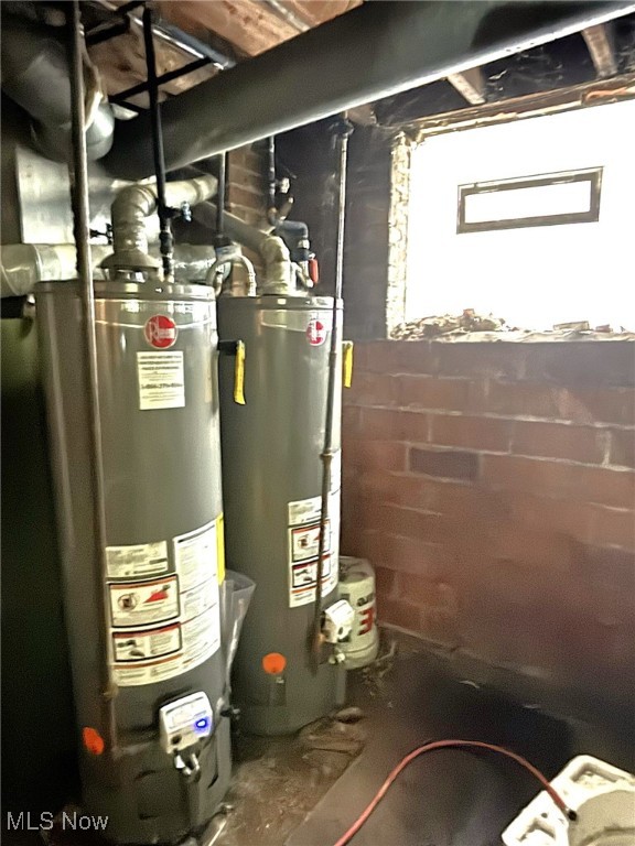 1675 Carlyon Road East Cleveland OH 44112