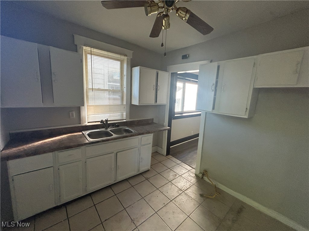 1675 Carlyon Road East Cleveland OH 44112