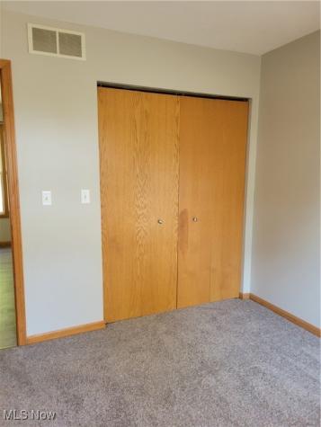 527 Ridge Avenue NE New Philadelphia OH 44663