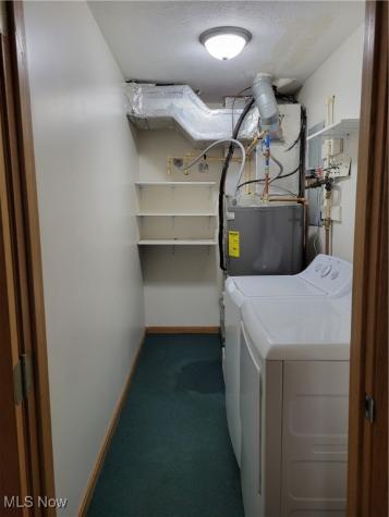 527 Ridge Avenue NE New Philadelphia OH 44663