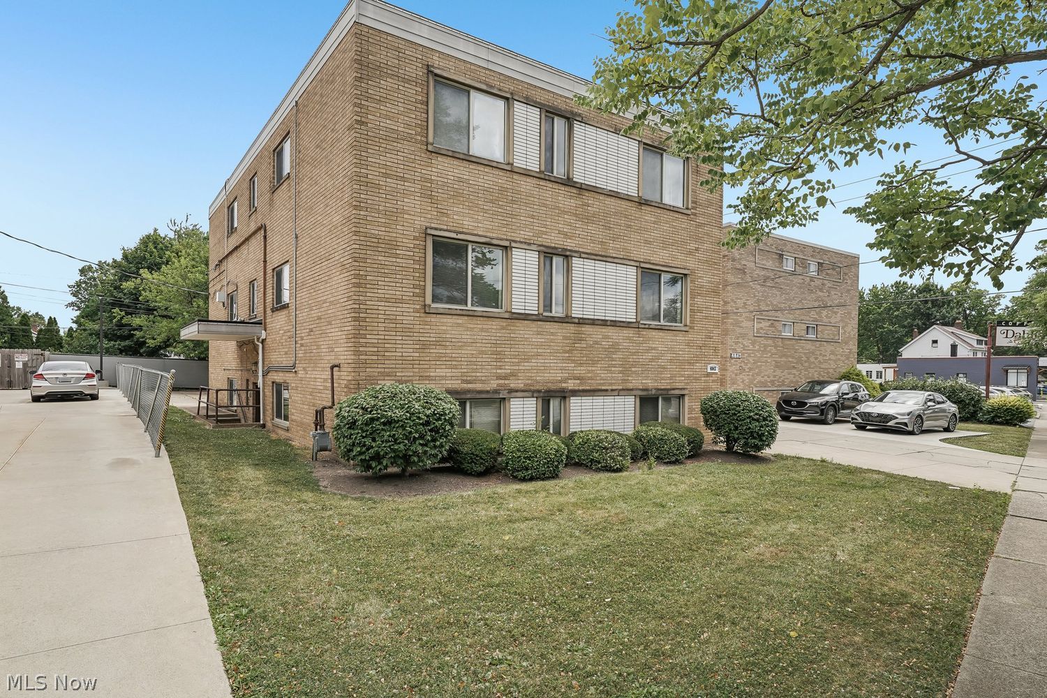 4843 Broadview Road Cleveland OH 44109
