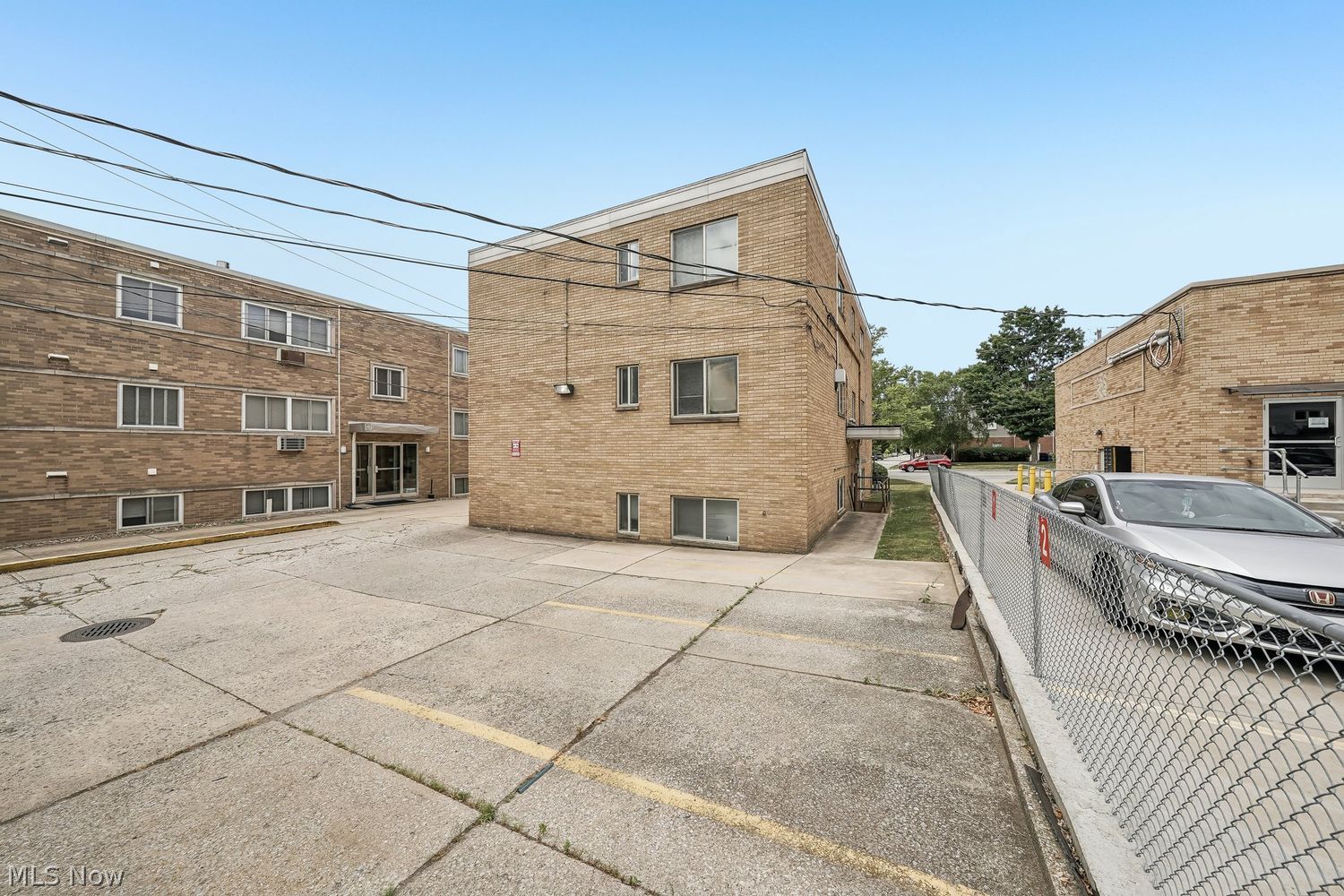 4843 Broadview Road Cleveland OH 44109