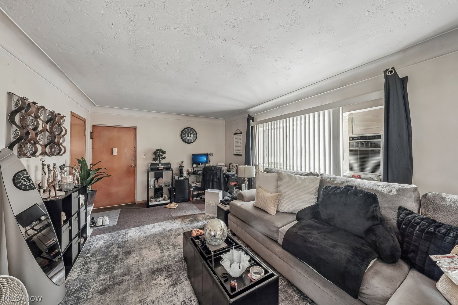 4843 Broadview Road Cleveland OH 44109