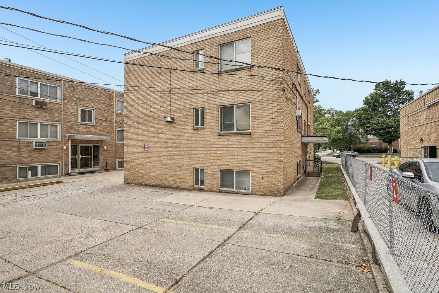 4843 Broadview Road Cleveland OH 44109