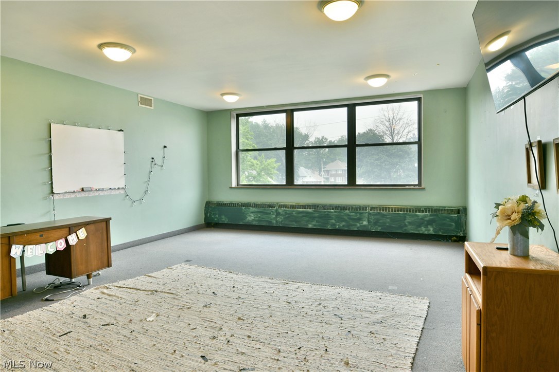 175 Laird Avenue NE Warren OH 44483