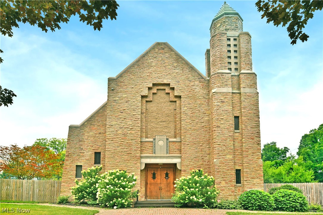 175 Laird Avenue NE Warren OH 44483