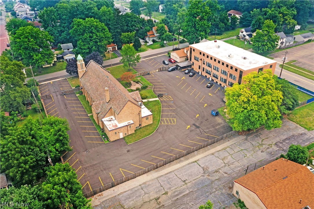 175 Laird Avenue NE Warren OH 44483