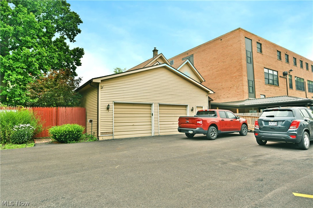 175 Laird Avenue NE Warren OH 44483