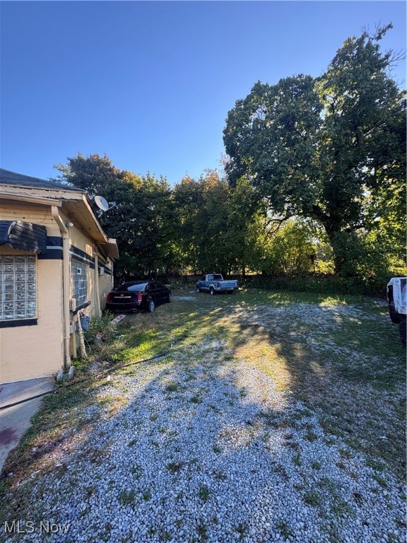 1379 S Main Street Akron OH 44301