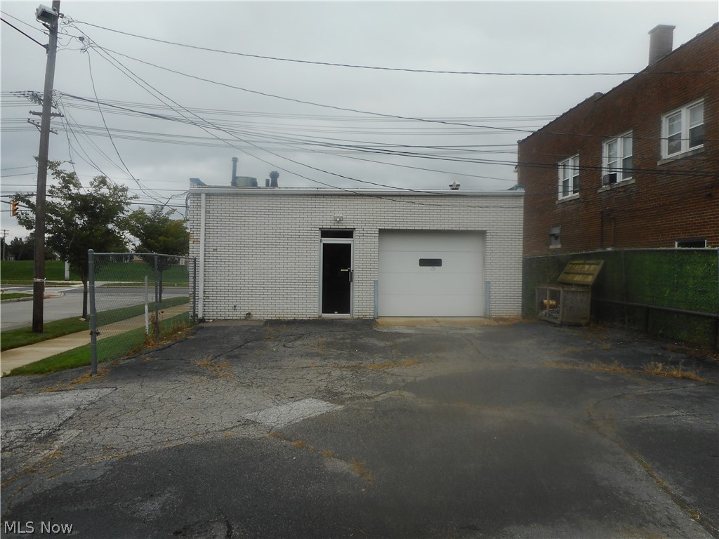 554 E 200 Street Euclid OH 44119