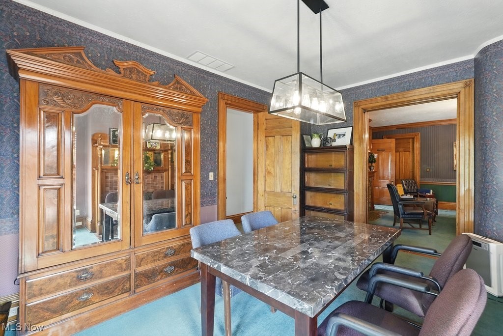 697 W Market Street Akron OH 44303