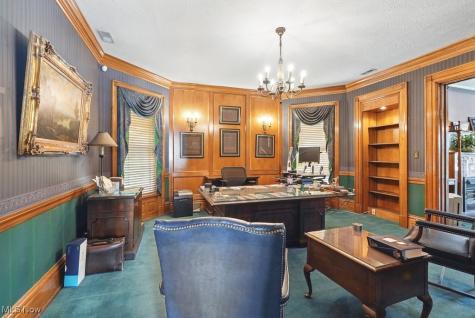 697 W Market Street Akron OH 44303