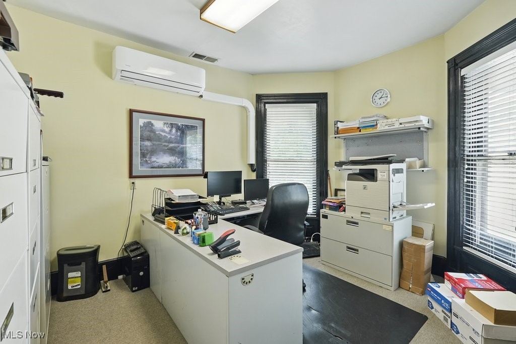 697 W Market Street Akron OH 44303