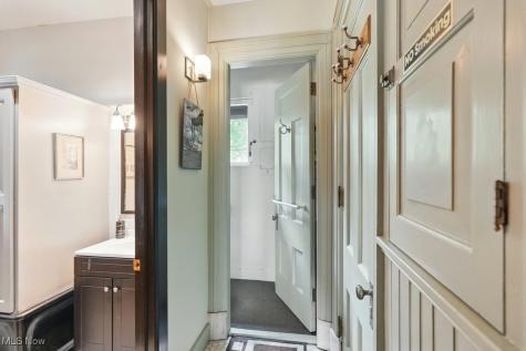 697 W Market Street Akron OH 44303