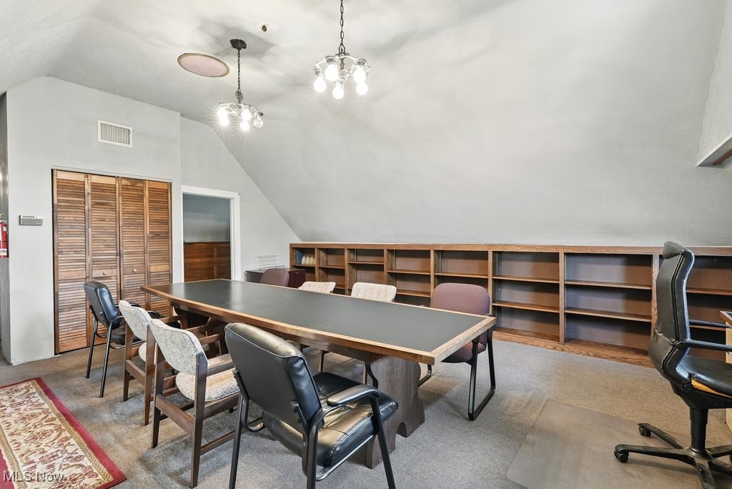 697 W Market Street Akron OH 44303