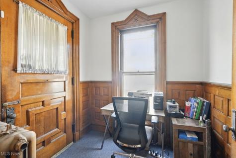 697 W Market Street Akron OH 44303