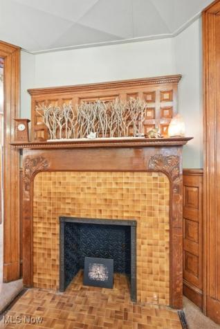 697 W Market Street Akron OH 44303