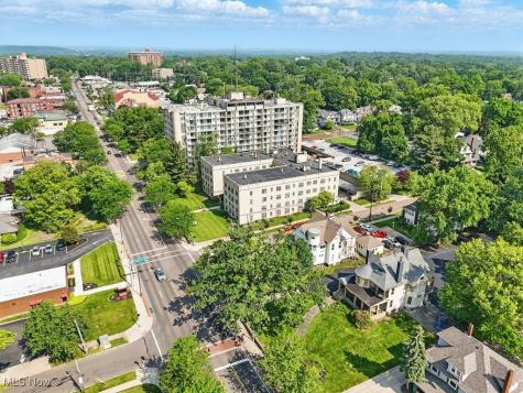 697 W Market Street Akron OH 44303