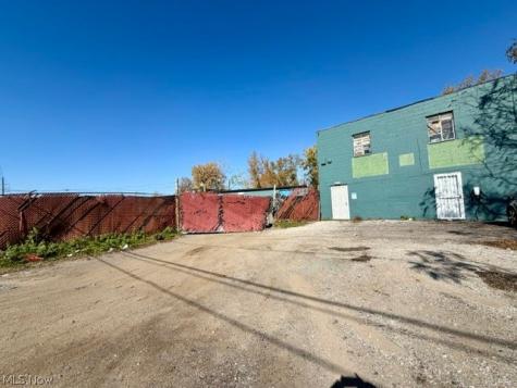 16801 S Miles Road Cleveland OH 44128