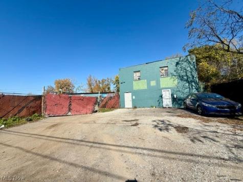 16801 S Miles Road Cleveland OH 44128